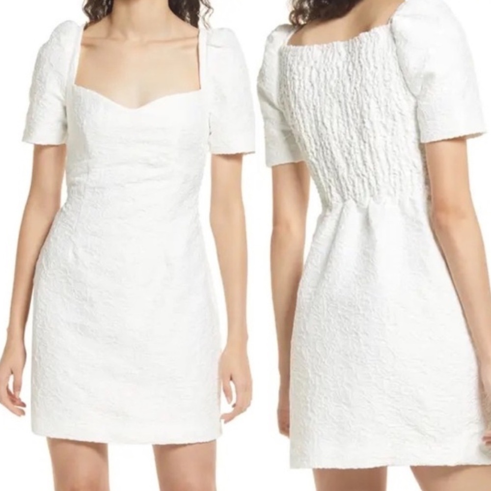 New Elliatt White Textured Sheath Mini Dress Puff Sleeves Square Neck Size Small - Picture 2 of 11